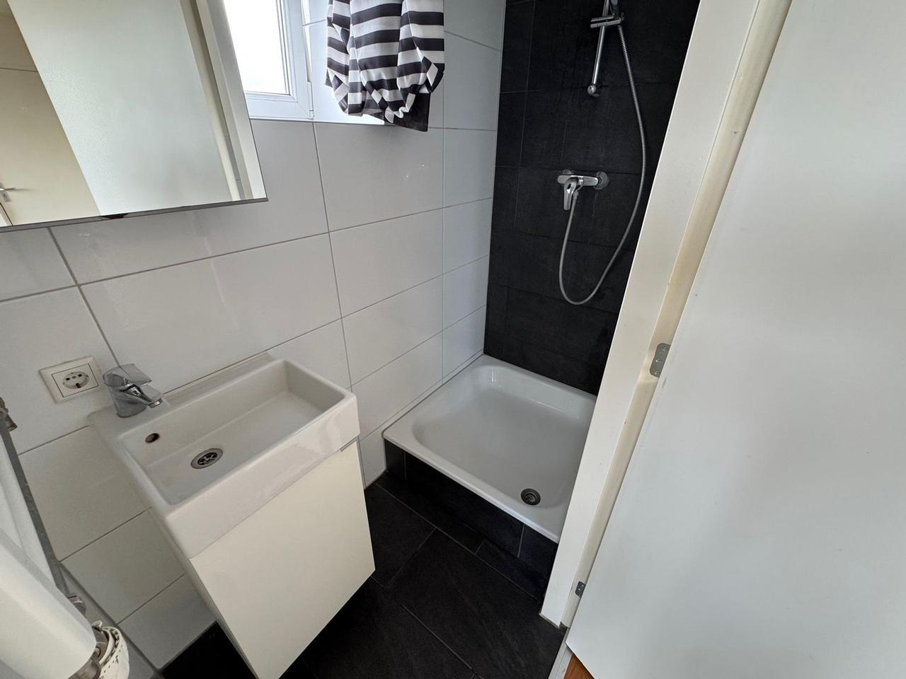 Kamer met eigen keuken en badkamer - Afbeelding 7