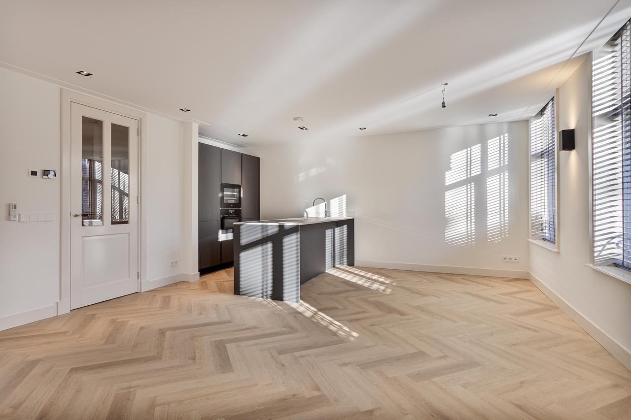 Driekamerappartement met balkon in Vondelbuurt - Afbeelding 1