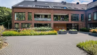 Appartement met balkon en parkeren in Ede