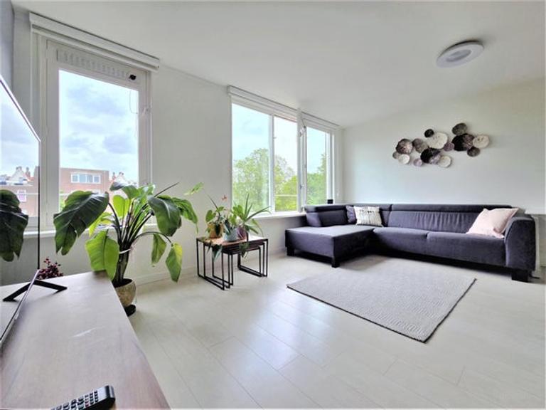 Licht 3-kamerappartement aan het water - Afbeelding 2
