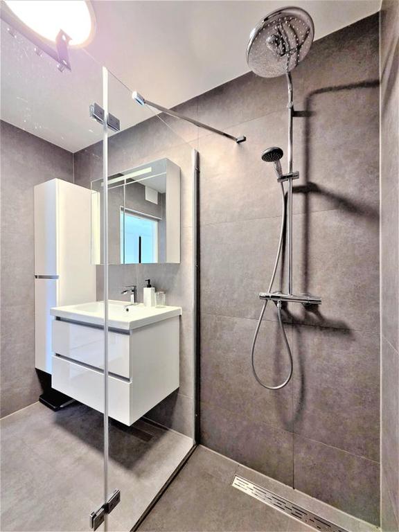 Licht 3-kamerappartement aan het water - Afbeelding 21
