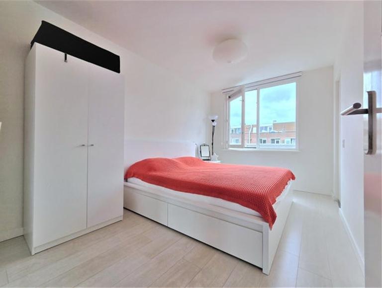 Licht 3-kamerappartement aan het water - Afbeelding 23