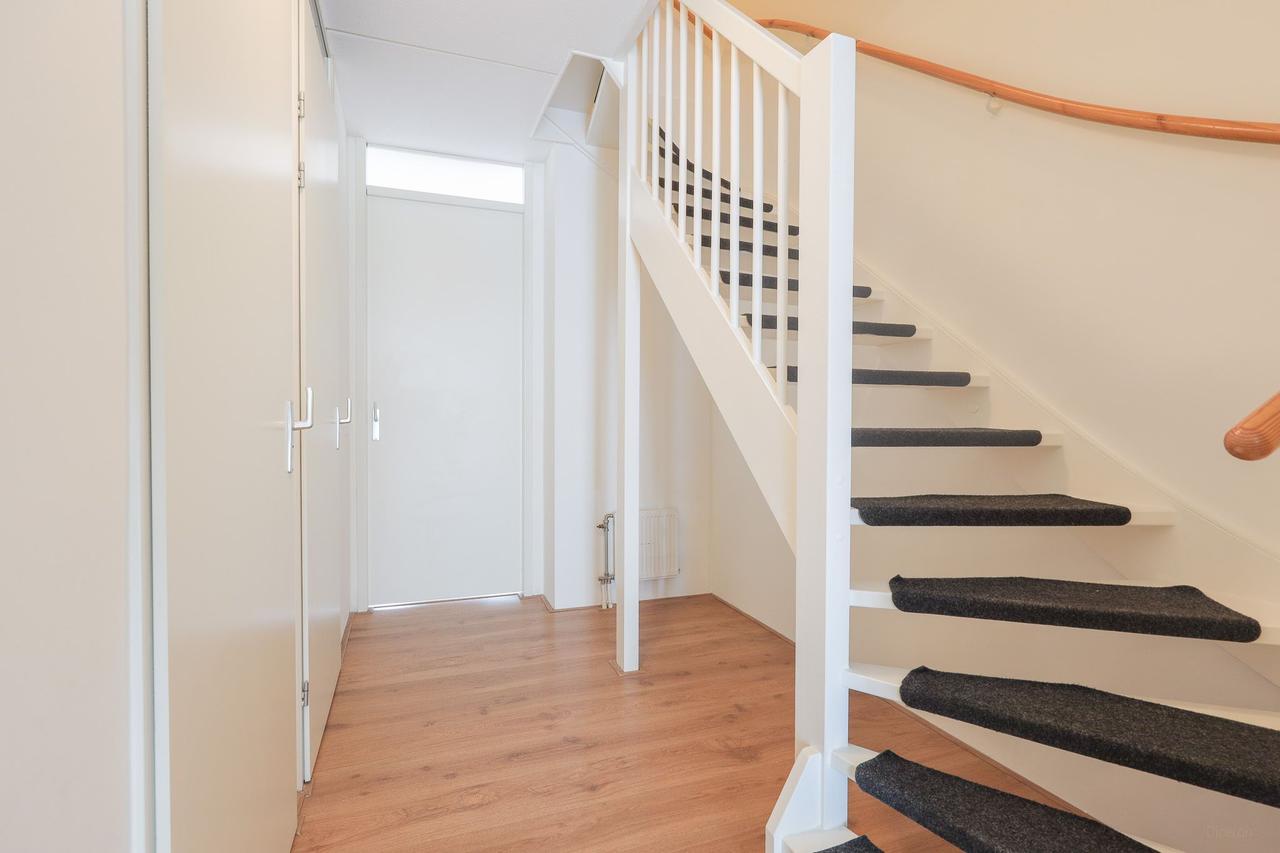 Apartment in Haarlemmerbuurt, Amsterdam - Image 9