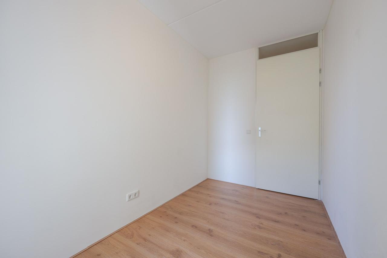 Apartment in Haarlemmerbuurt, Amsterdam - Image 21