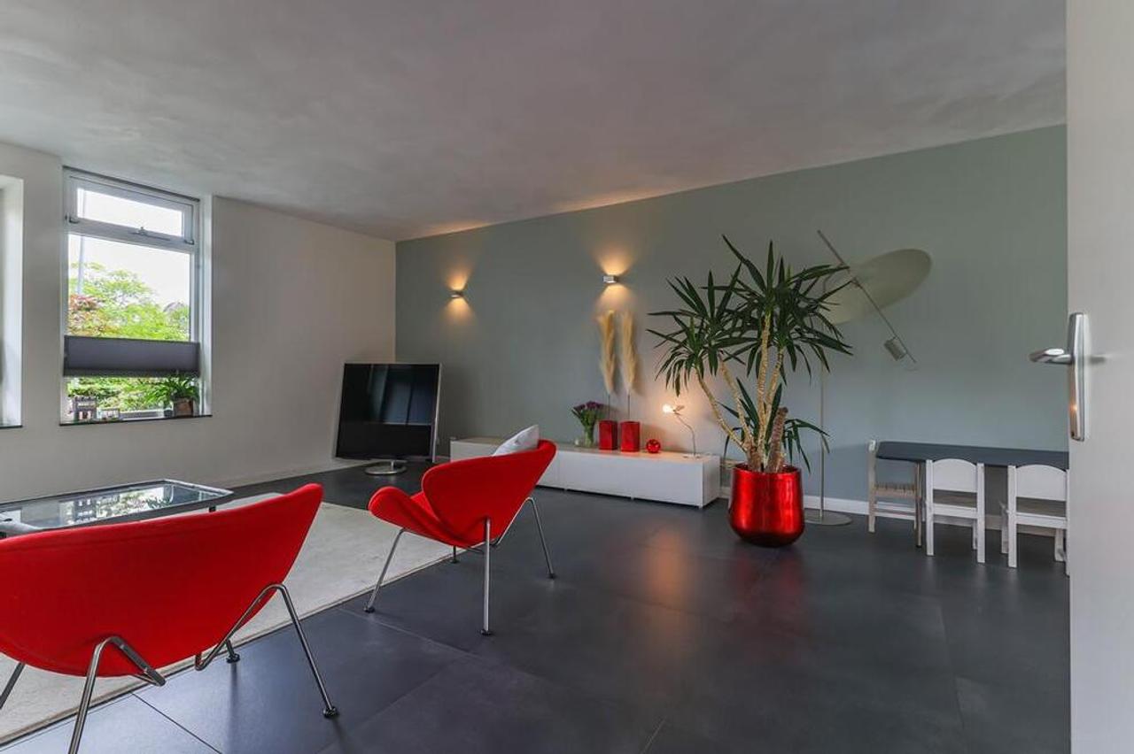 220 m² herenhuis met 6 slaapkamers - Afbeelding 2