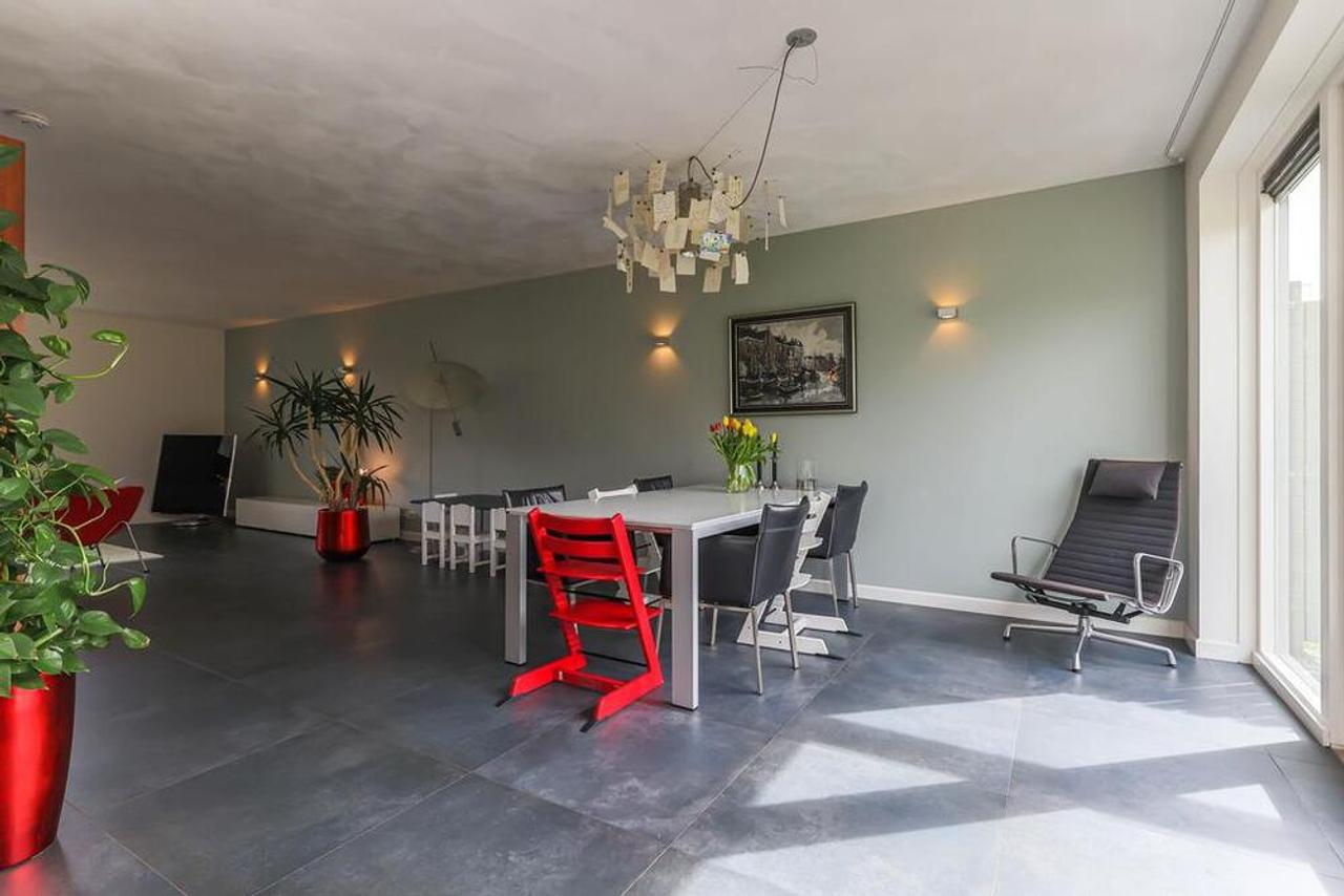 220 m² herenhuis met 6 slaapkamers - Afbeelding 14