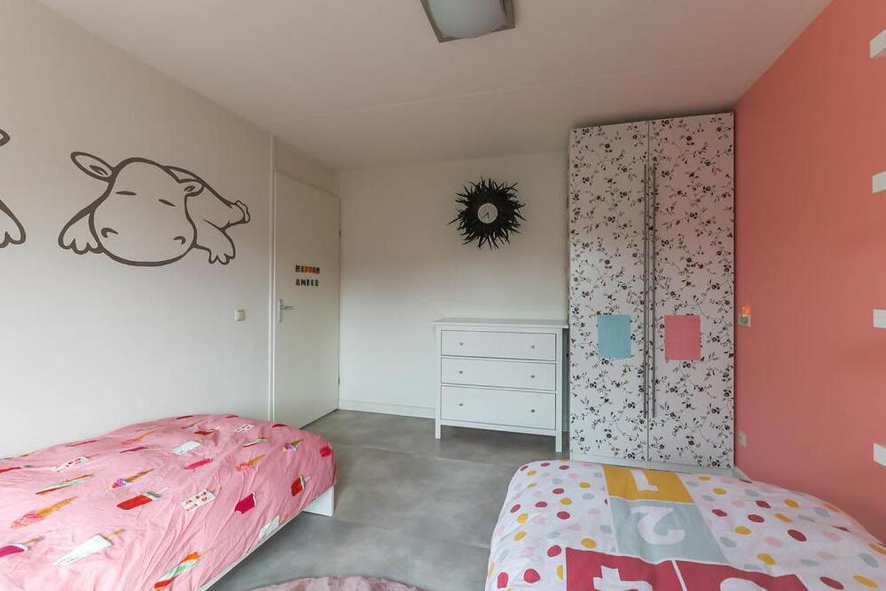 220 m² herenhuis met 6 slaapkamers - Afbeelding 30