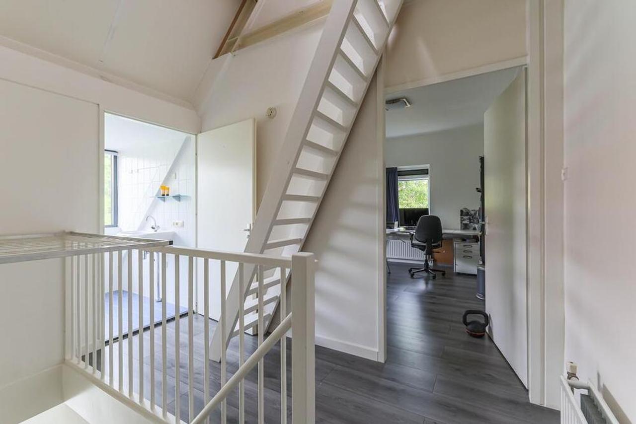 220 m² herenhuis met 6 slaapkamers - Afbeelding 36