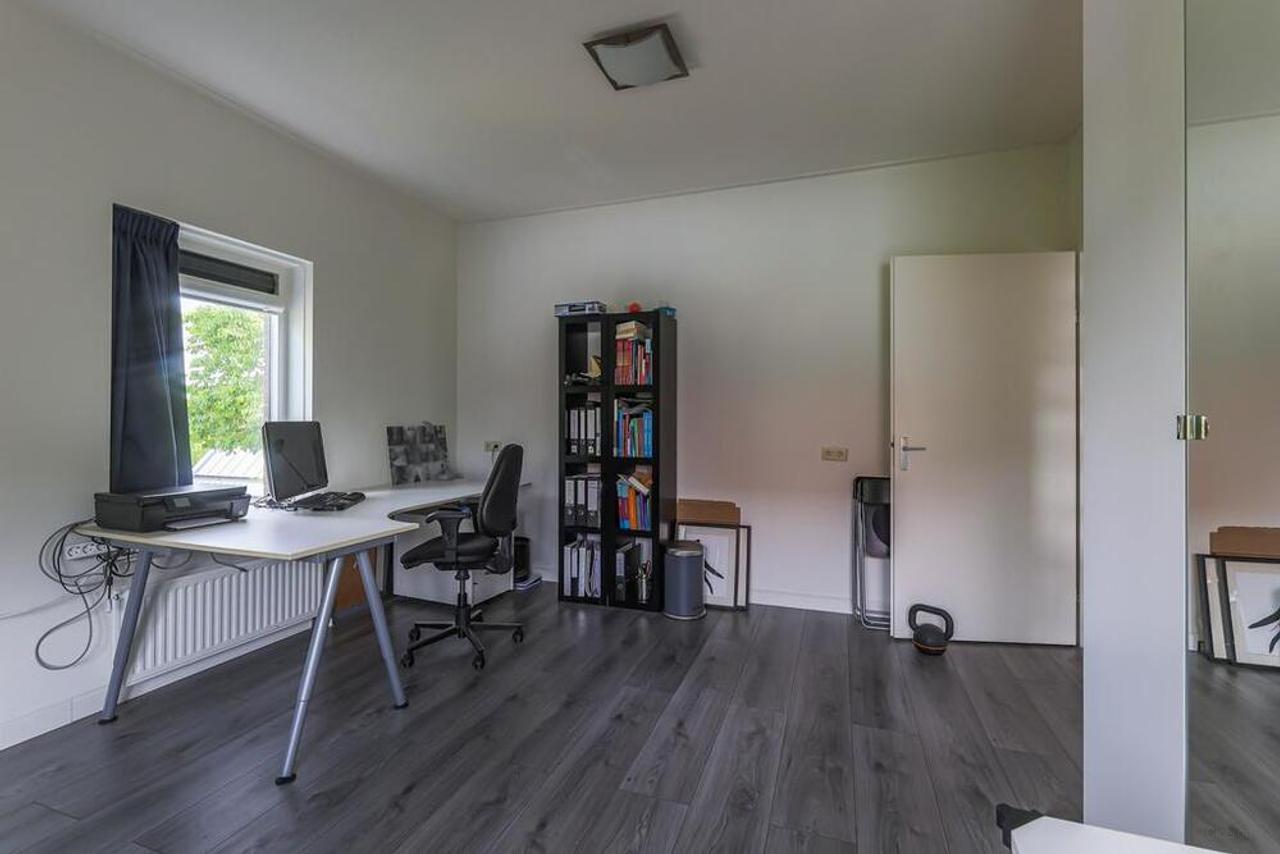 220 m² herenhuis met 6 slaapkamers - Afbeelding 39