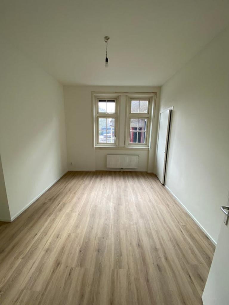 Driekamerappartement met tuin in Koudum - Afbeelding 3