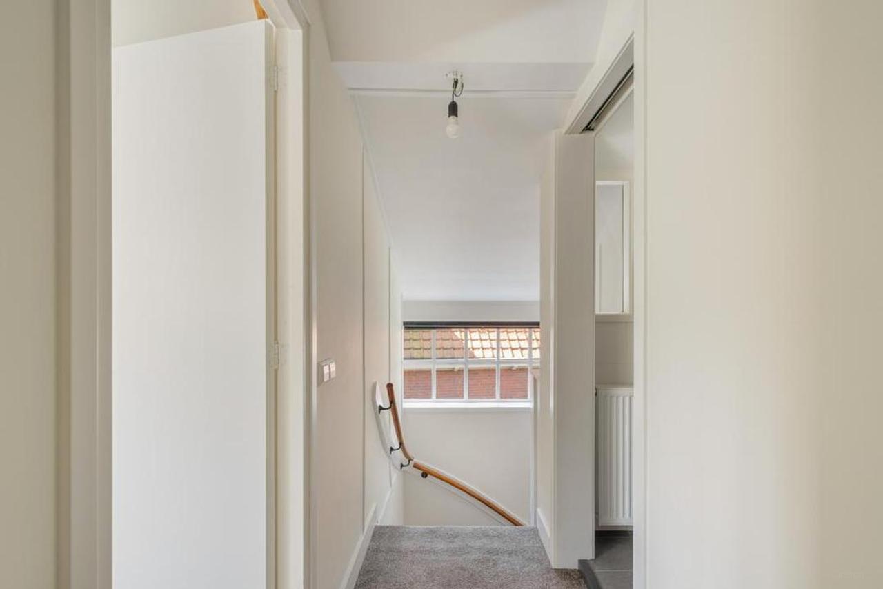 Hoekappartement met groot terras in Wassenaar - Afbeelding 17