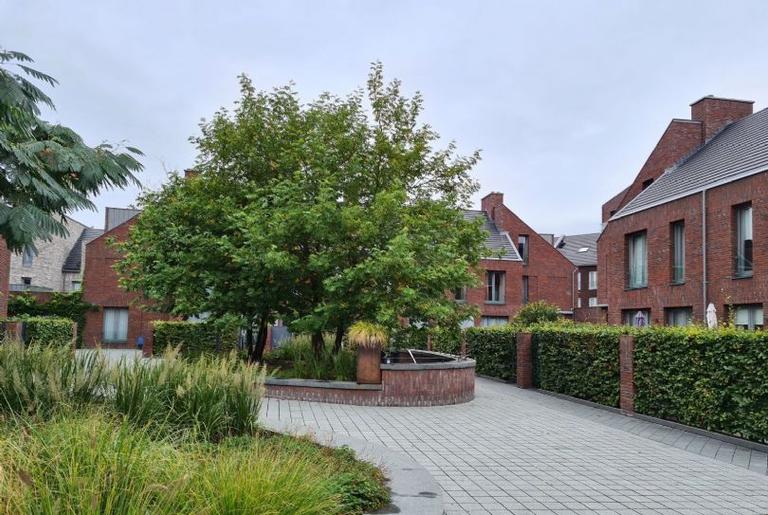 Stadswoning met tuin en eigen parkeerplek - Afbeelding 4