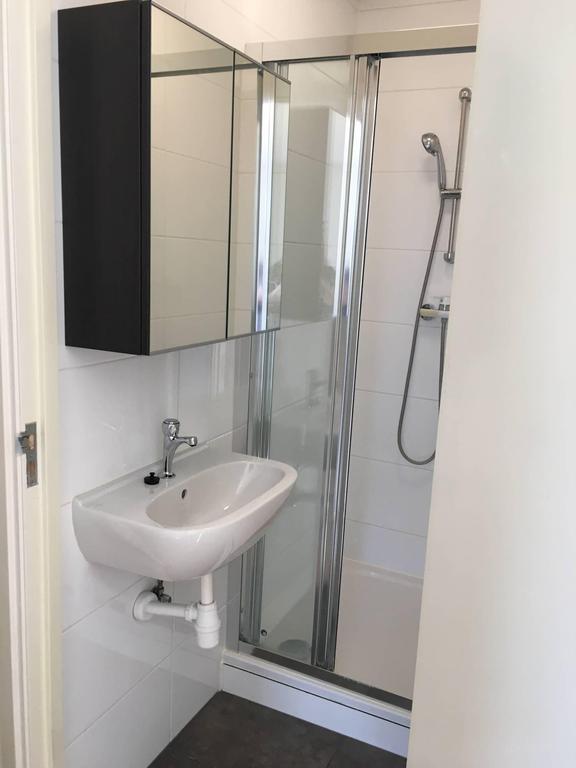 Room with private kitchen near Breda city center - Image 5