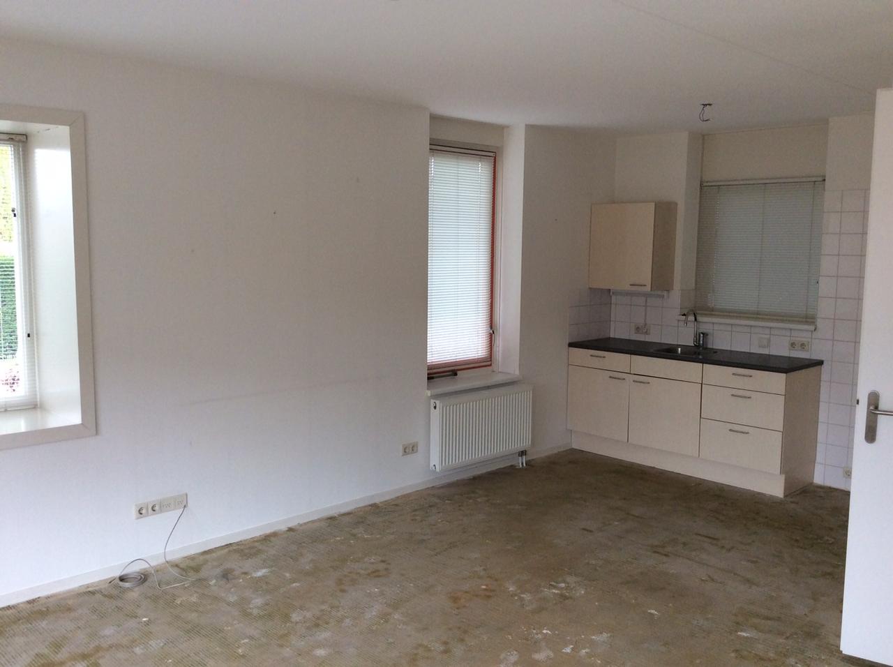 Senior Apartment with Terrace in Putten - Image 3