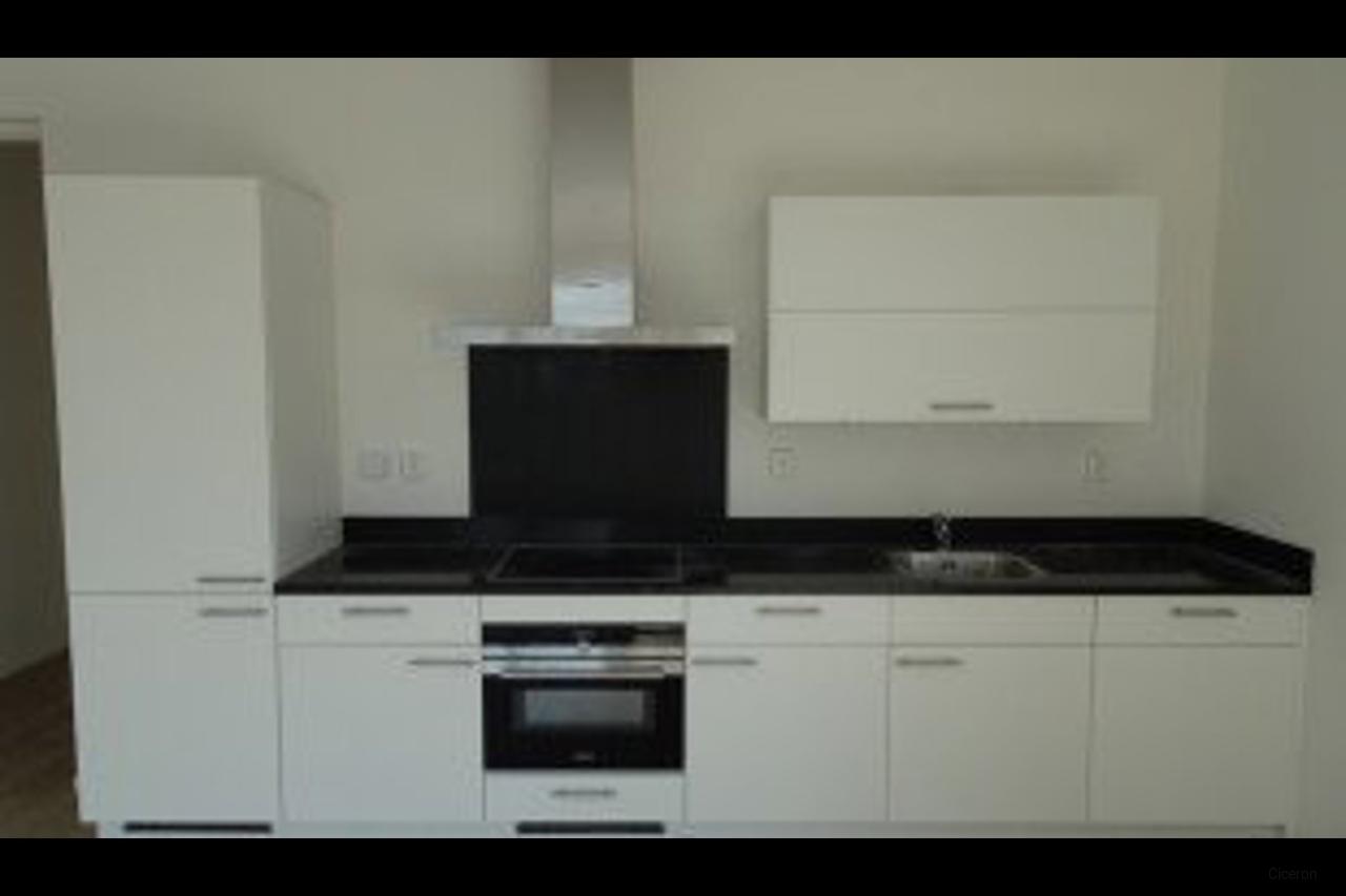 3-room waterfront apartment in Europapark - Image 8