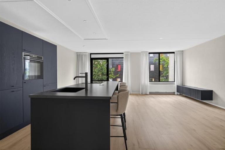 73 m2 apartment with balcony in City Center - Image 9