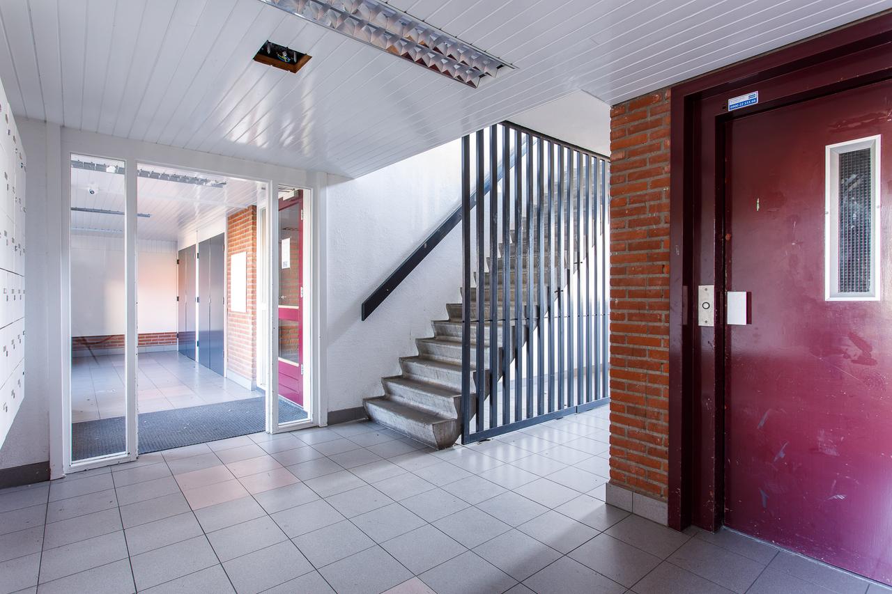 Licht appartement met balkon en vrij uitzicht - Afbeelding 4