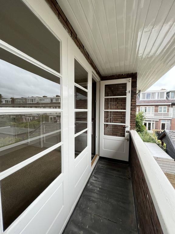 Corner House with Garden in Quiet Tuindorp - Image 21
