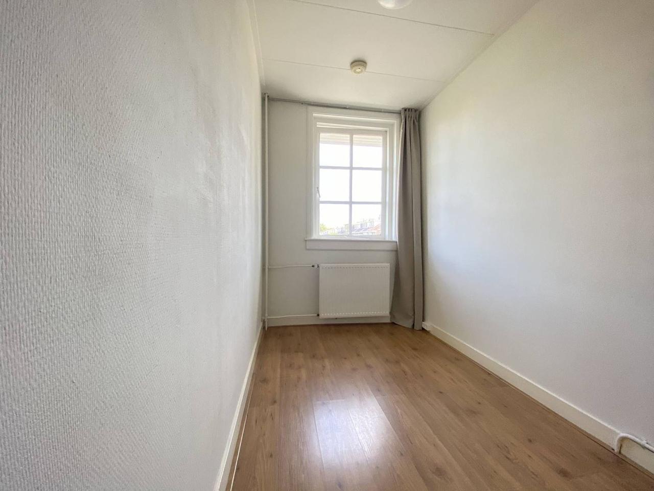 Corner House with Garden in Quiet Tuindorp - Image 25