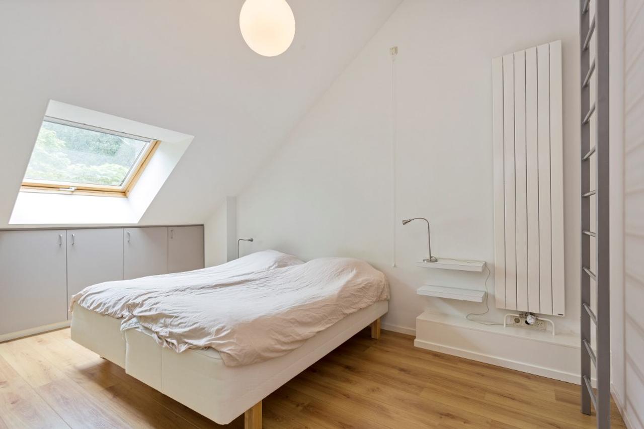 Gemeubileerd 2-kamerappartement met parking - Afbeelding 7