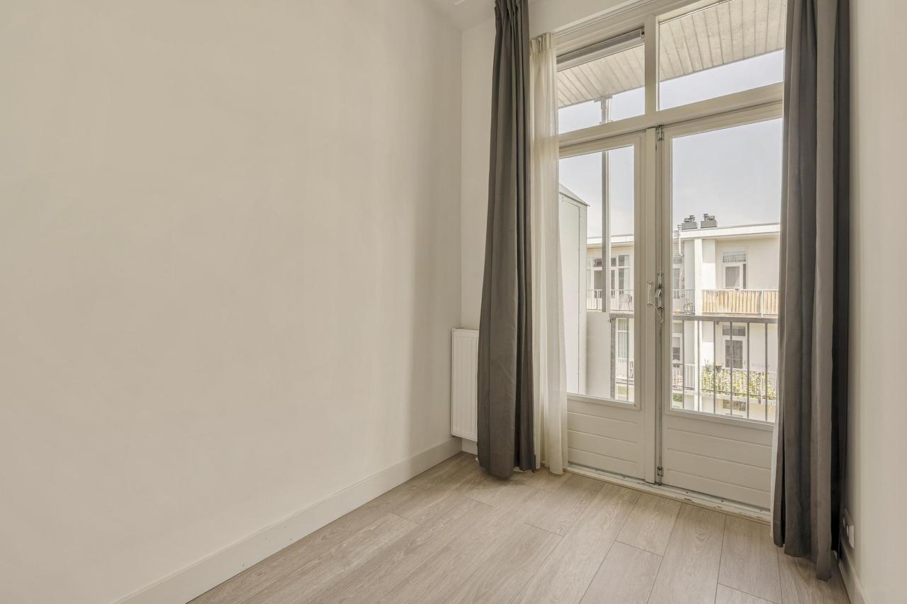 Balkon en dakterras in De Baarsjes - Afbeelding 11