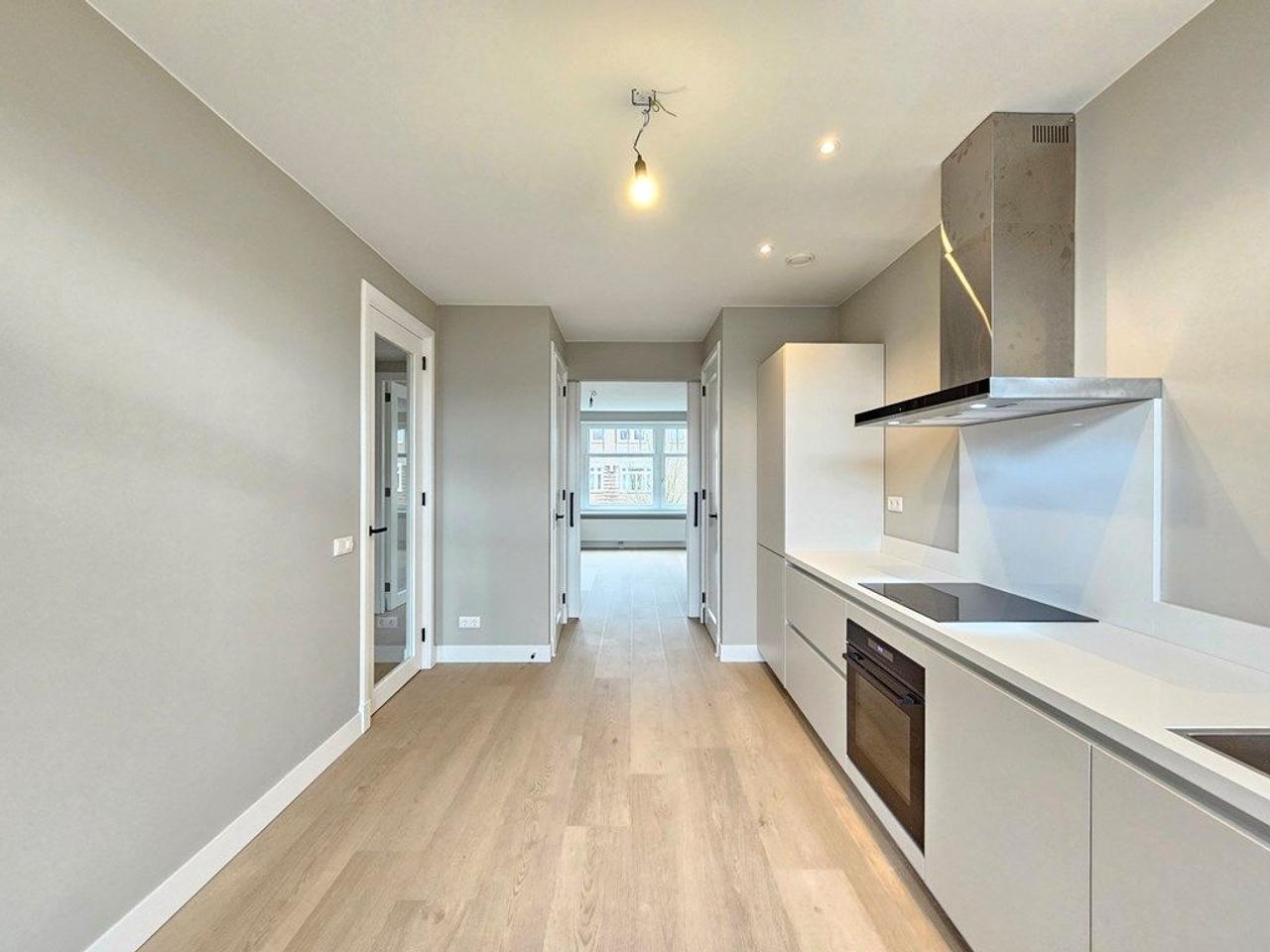 2-bedroom apartment with balcony in Bos en Lommer - Image 6
