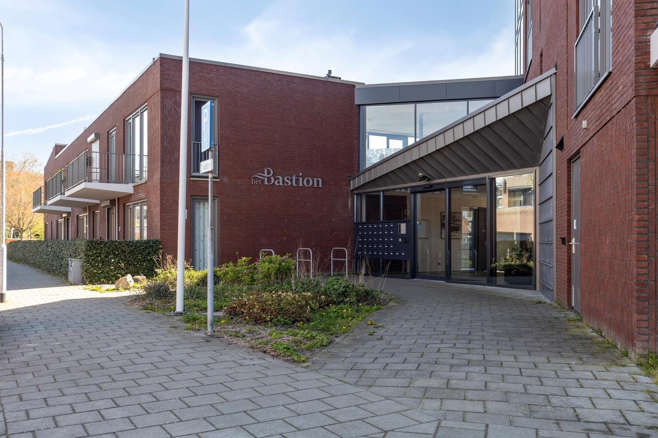 Appartement met balkon en parkeerplek in Terneuzen - Afbeelding 1