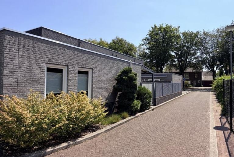 Patiowoning met slaapkamer en badkamer beneden - Afbeelding 8