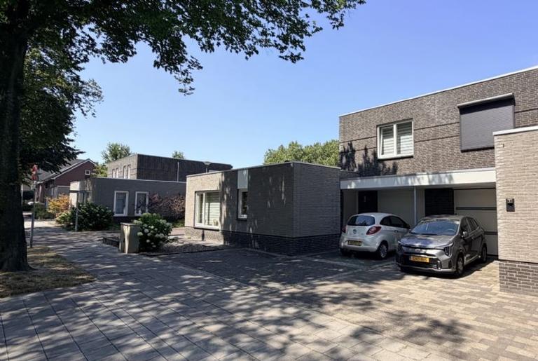 Patiowoning met slaapkamer en badkamer beneden - Afbeelding 9