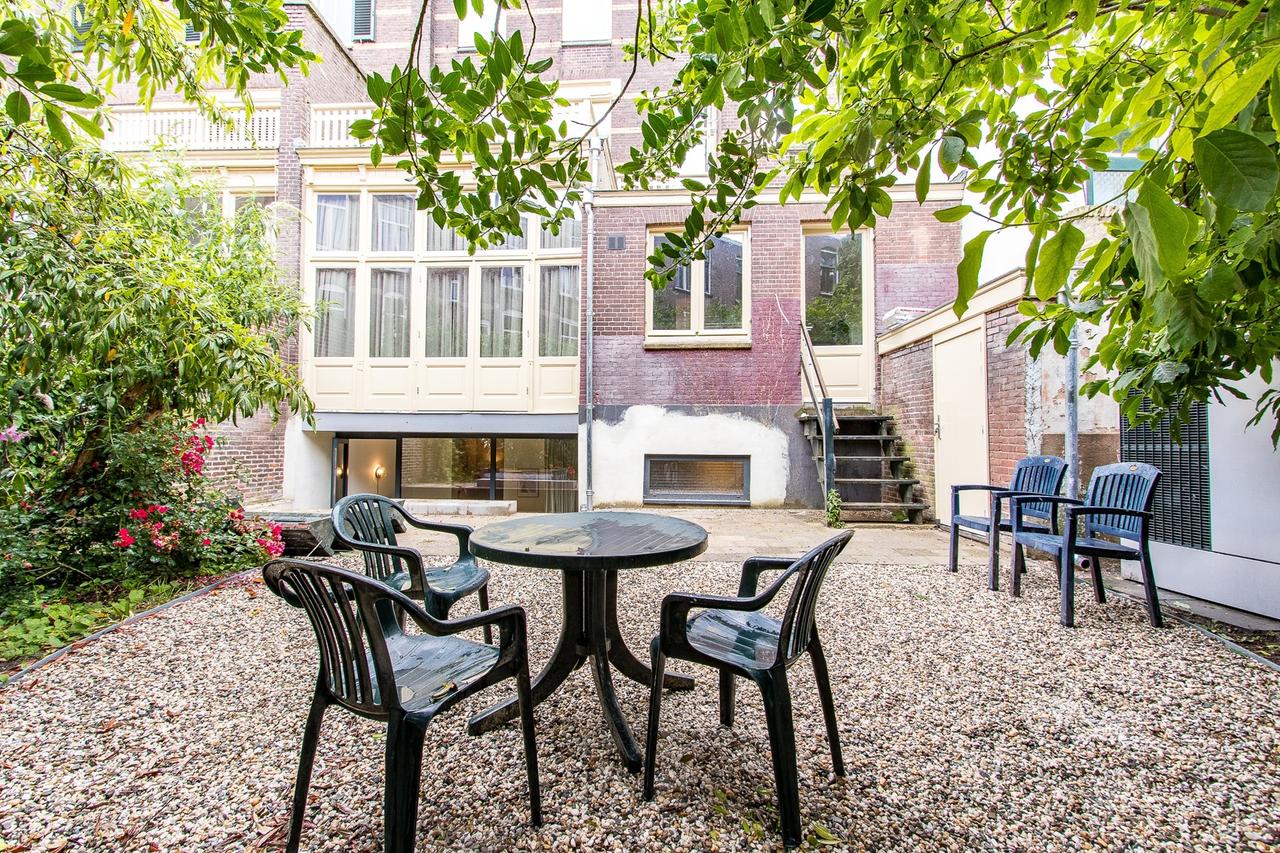 Licht souterrain met tuin in hartje Nijmegen - Afbeelding 24