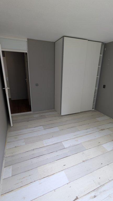 Corner House with 5 Bedrooms and South-Facing Garden - Image 10