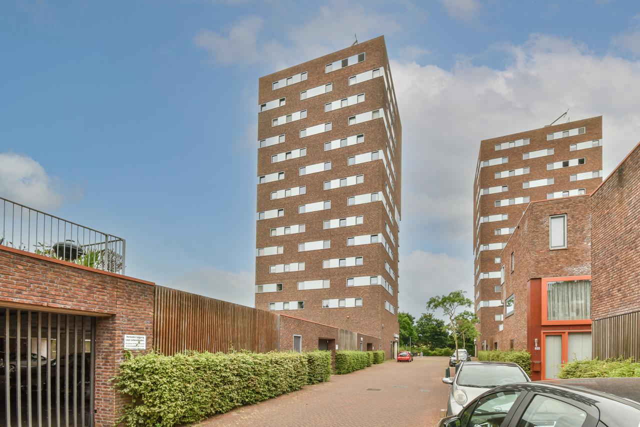 3-room apartment with elevator in Hoogvliet - Image 3