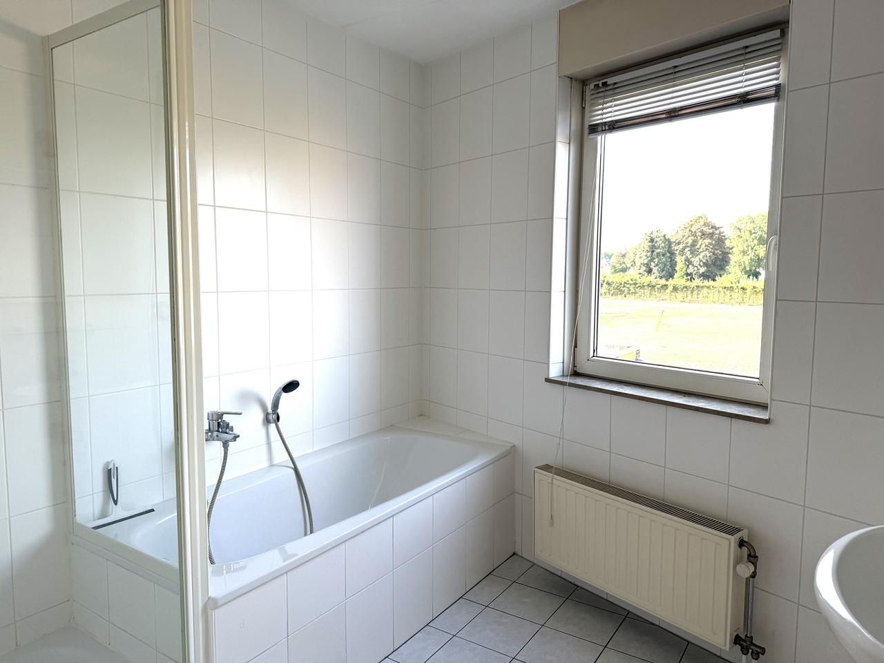 Hoekwoning met garage in Echt Centrum - Afbeelding 15