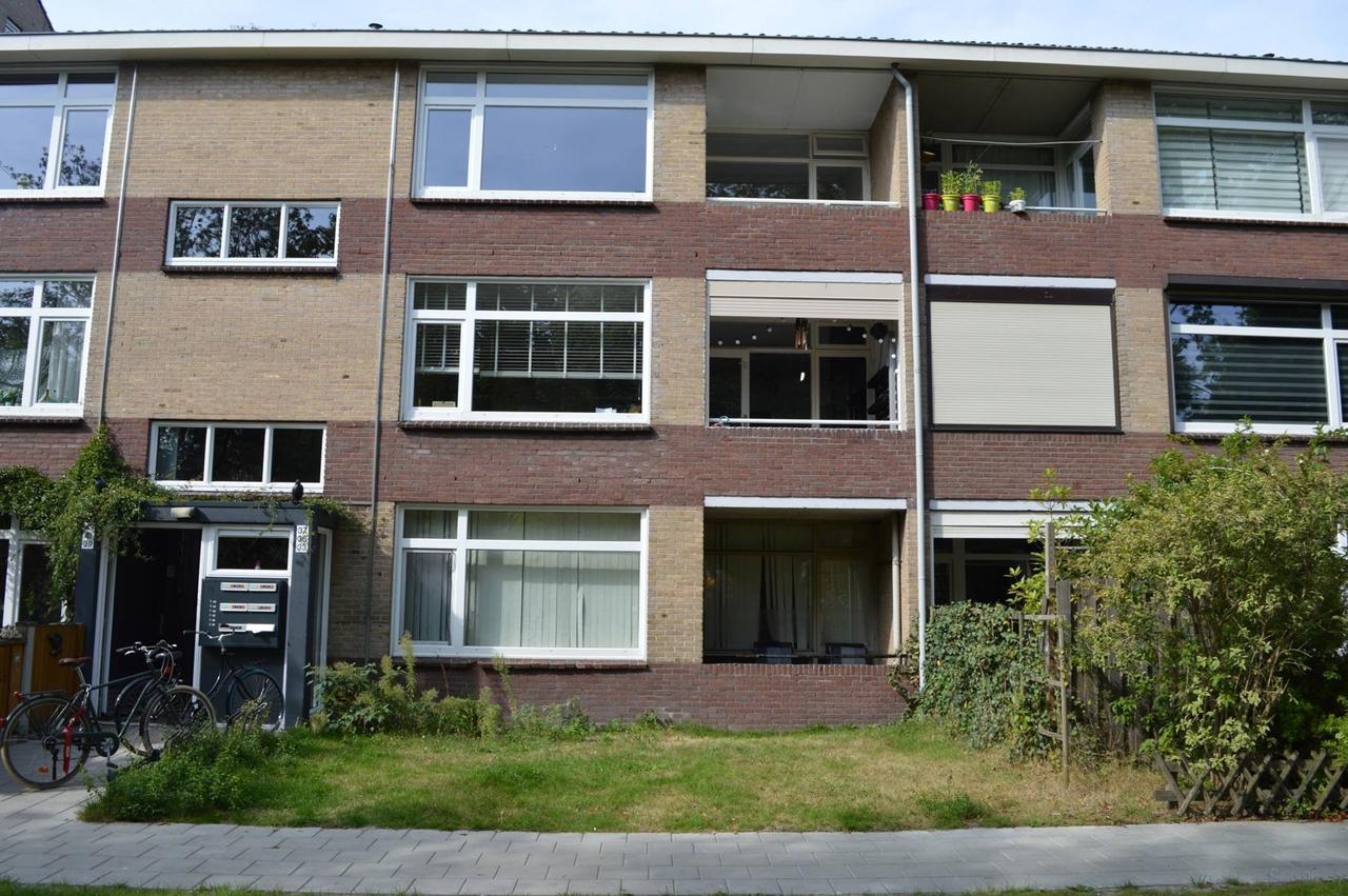 4-room apartment with balcony in Deppenbroek - Image 1