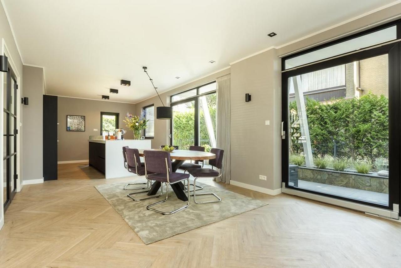 Huis in Landen voor langdurige huur - Afbeelding 9