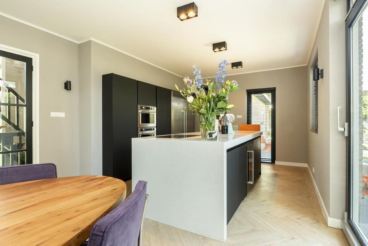 Huis in Landen voor langdurige huur - Afbeelding 11