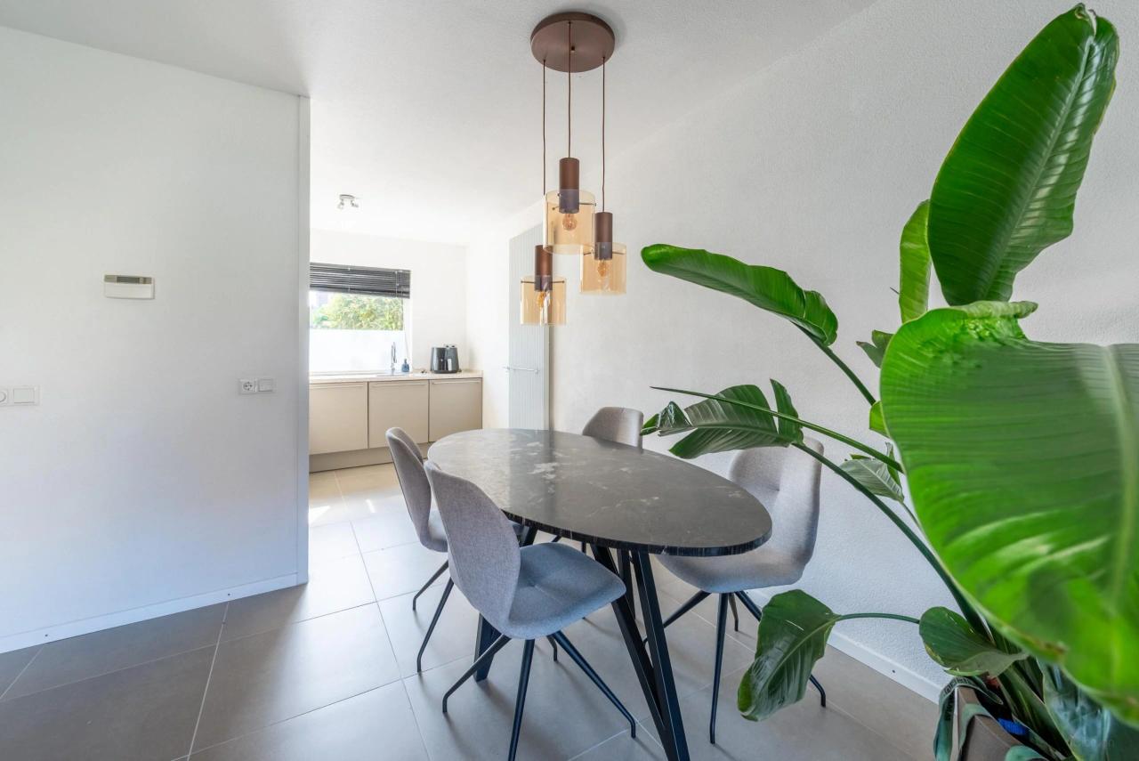 Tussenwoning met diepe tuin in Laag Dalem - Afbeelding 2