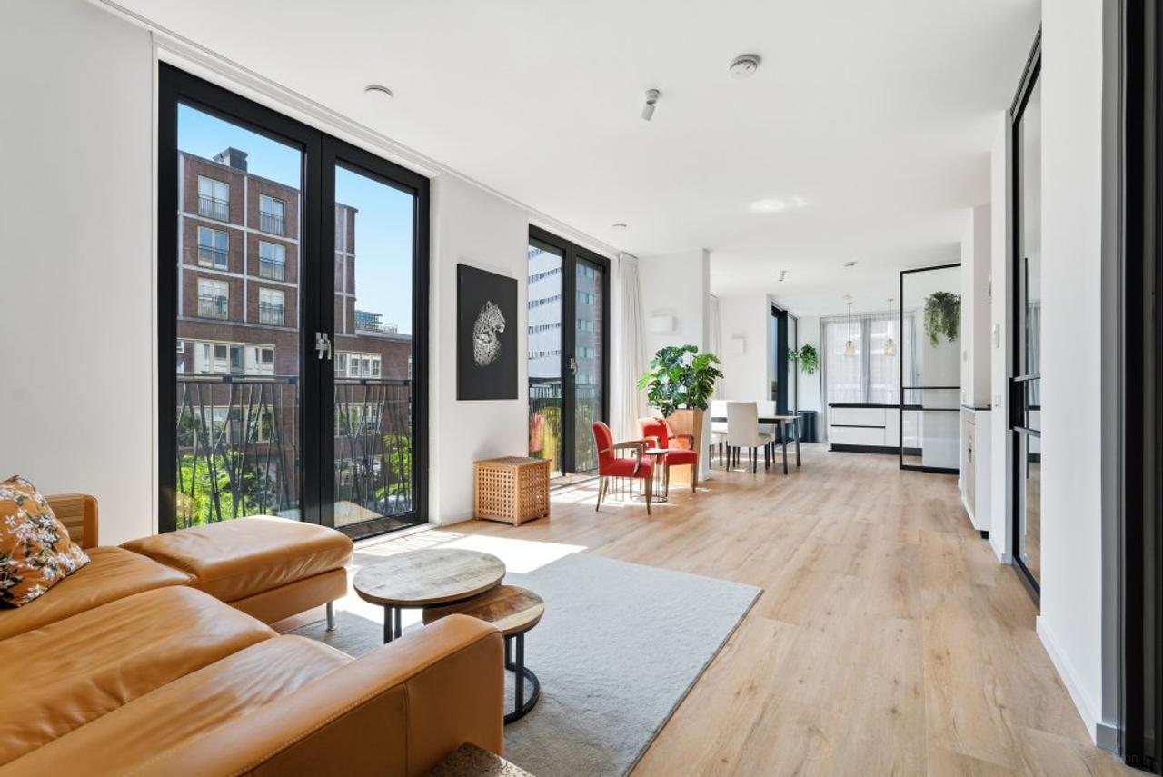 100 m2 Apartment with Parking in Amstelkwartier - Image 2