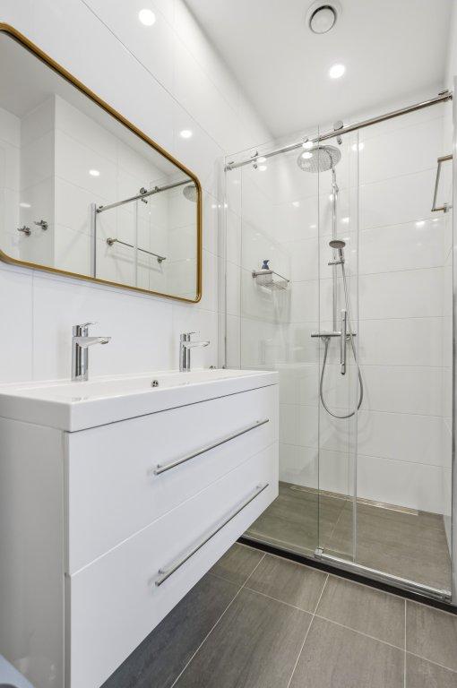 100 m2 Apartment with Parking in Amstelkwartier - Image 13