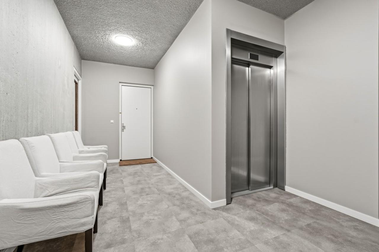 100 m2 Apartment with Parking in Amstelkwartier - Image 21