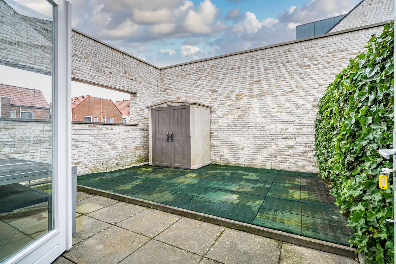 Licht 4-kamerhuis met garage in Leiden - Afbeelding 8