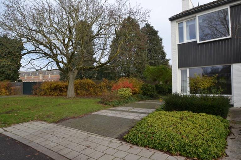 4-slaapkamer woning met tuin in Biesland - Afbeelding 11
