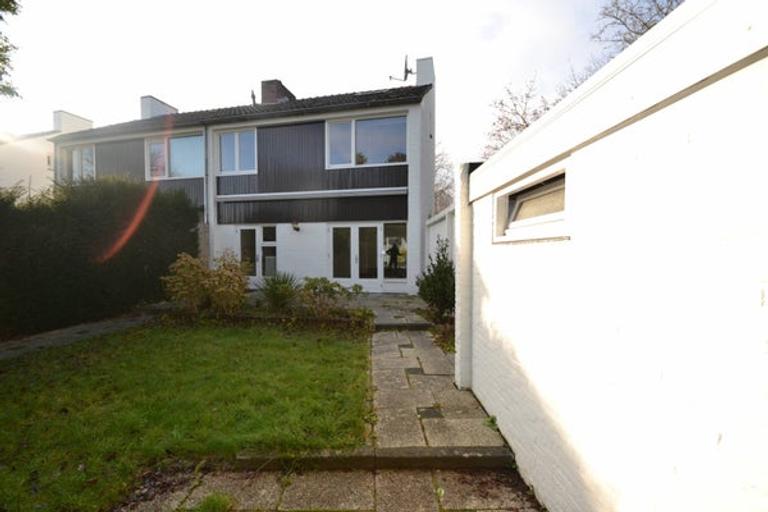 4-slaapkamer woning met tuin in Biesland - Afbeelding 12