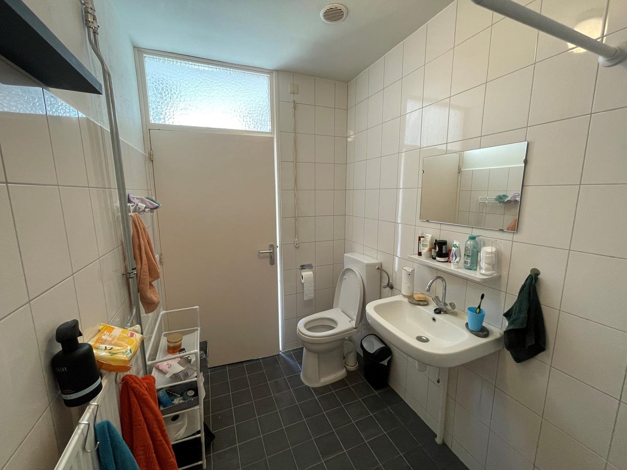 Tussenwoning met 2 slaapkamers in Leens - Afbeelding 6