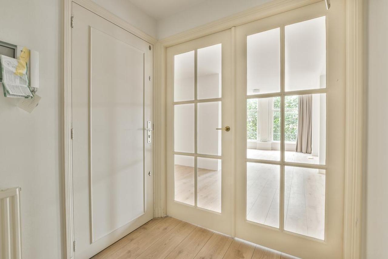 102 m² apartment with terrace on Herengracht - Image 4