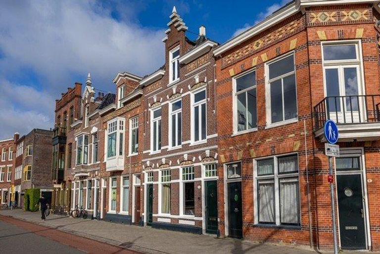 Furnished 2-bedroom apartment near Noorderplantsoen - Image 1