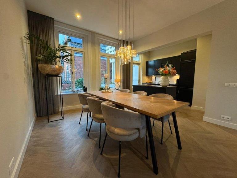 Furnished 2-bedroom apartment near Noorderplantsoen - Image 8