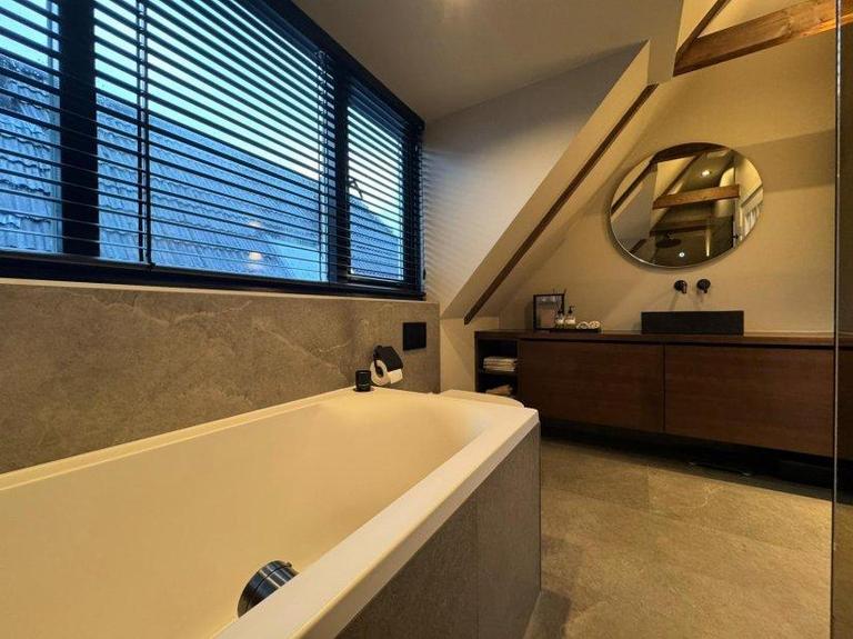 Furnished 2-bedroom apartment near Noorderplantsoen - Image 19