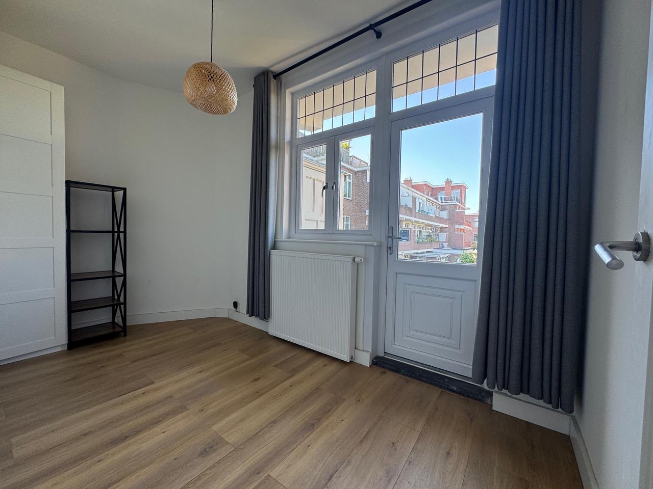 3-Bedroom Apartment with Sunny Balcony - Image 13