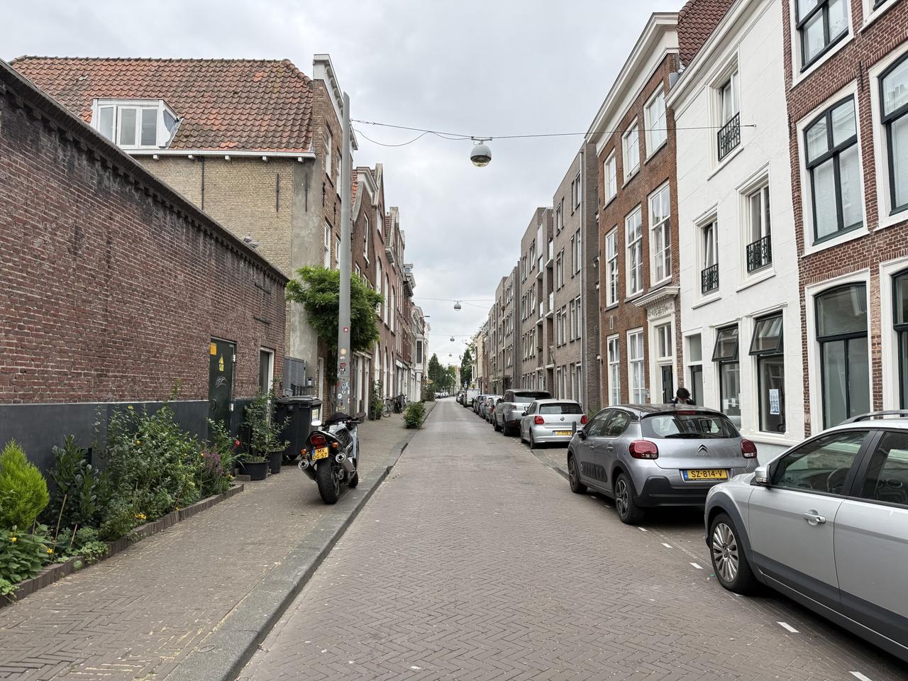 Appartement met balkon in hartje Den Haag - Afbeelding 1